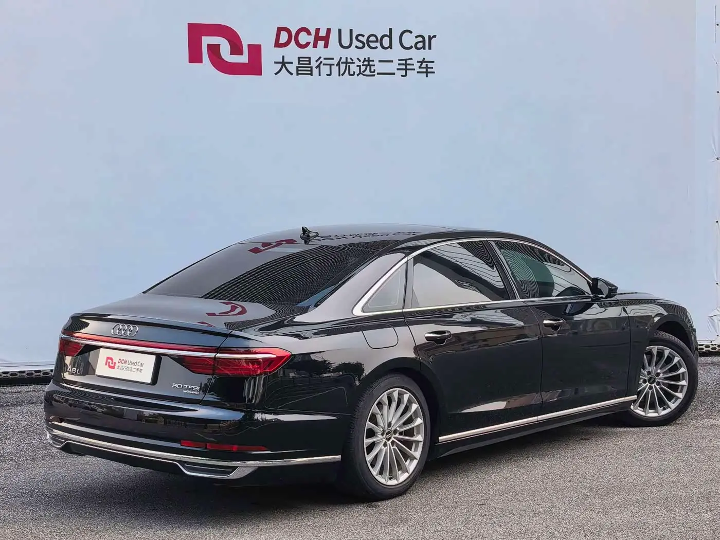 Audi A8 2022 — Photo 4/18