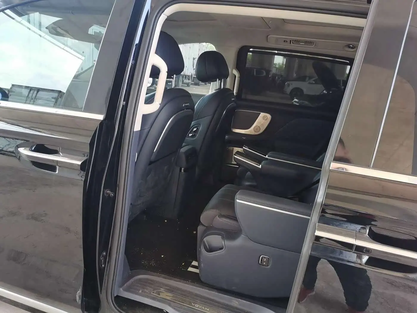 Voyah Auto Voyah Dreamer 2026 — Photo 11/11