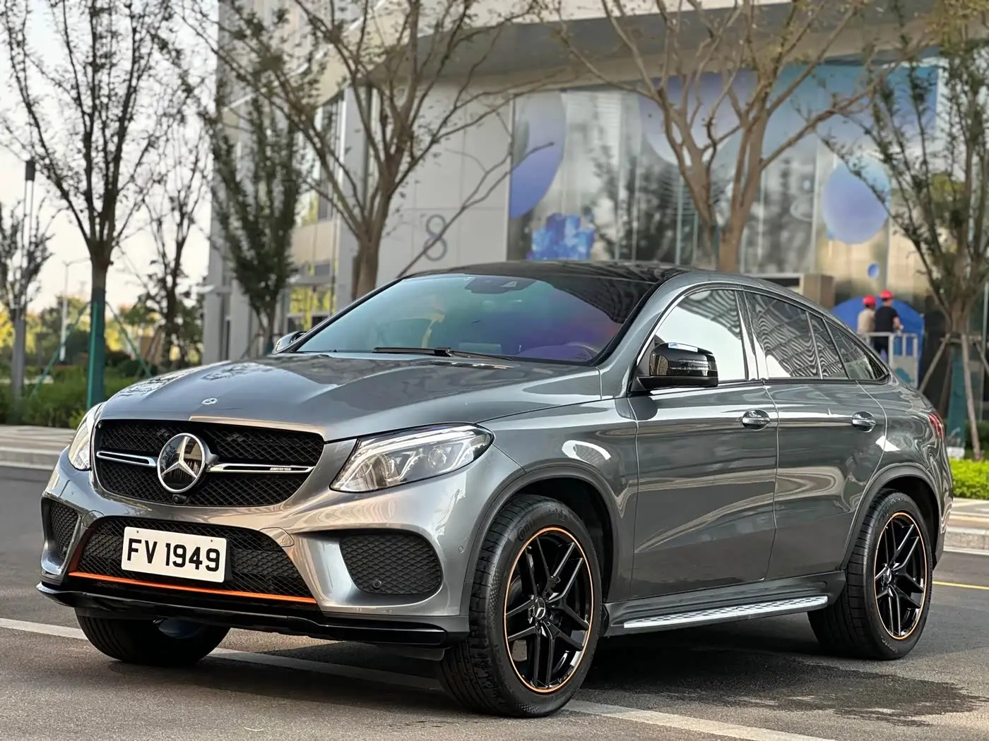 Mercedes-Benz GLE Coupe AMG 2018 — Şəkil 1/20