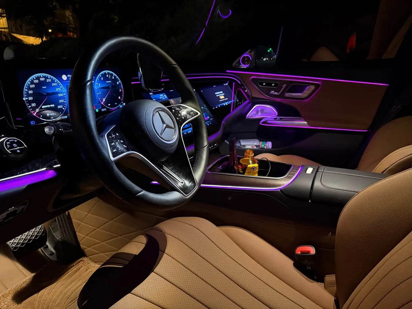 Mercedes-Benz E-Class 2025 — Photo 7/17