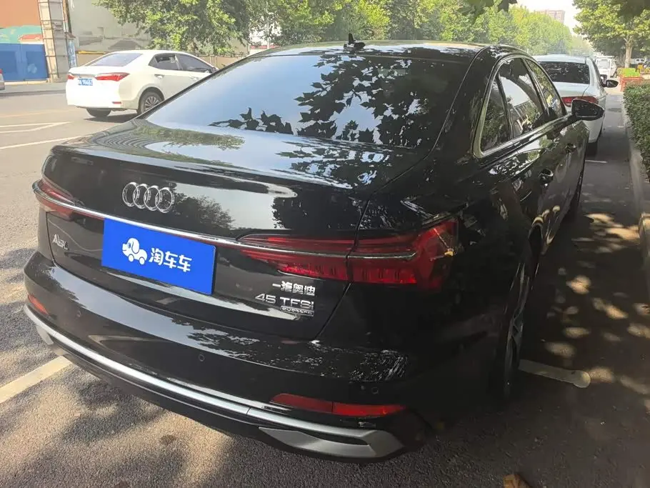 Audi A6L 2023 — Фото 3/16