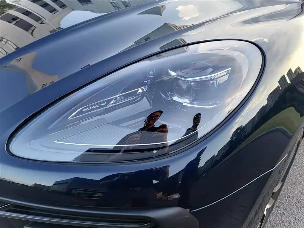 Porsche Macan 2022 — Photo 16/19