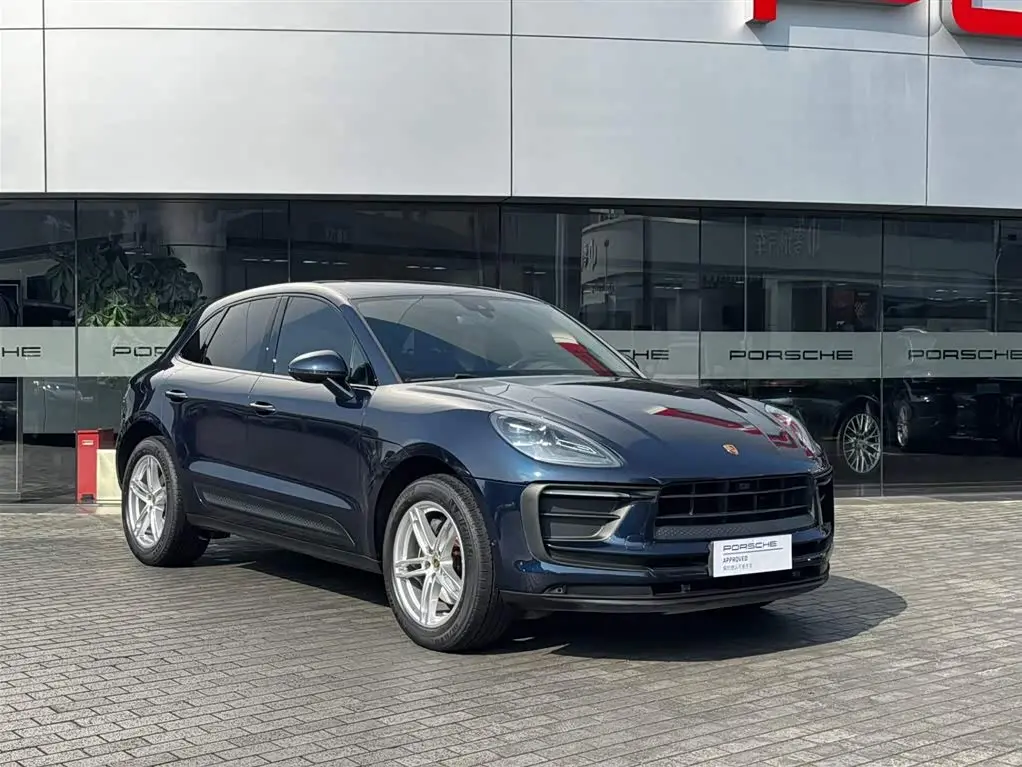 Porsche Macan 2022 — Фото 3/15