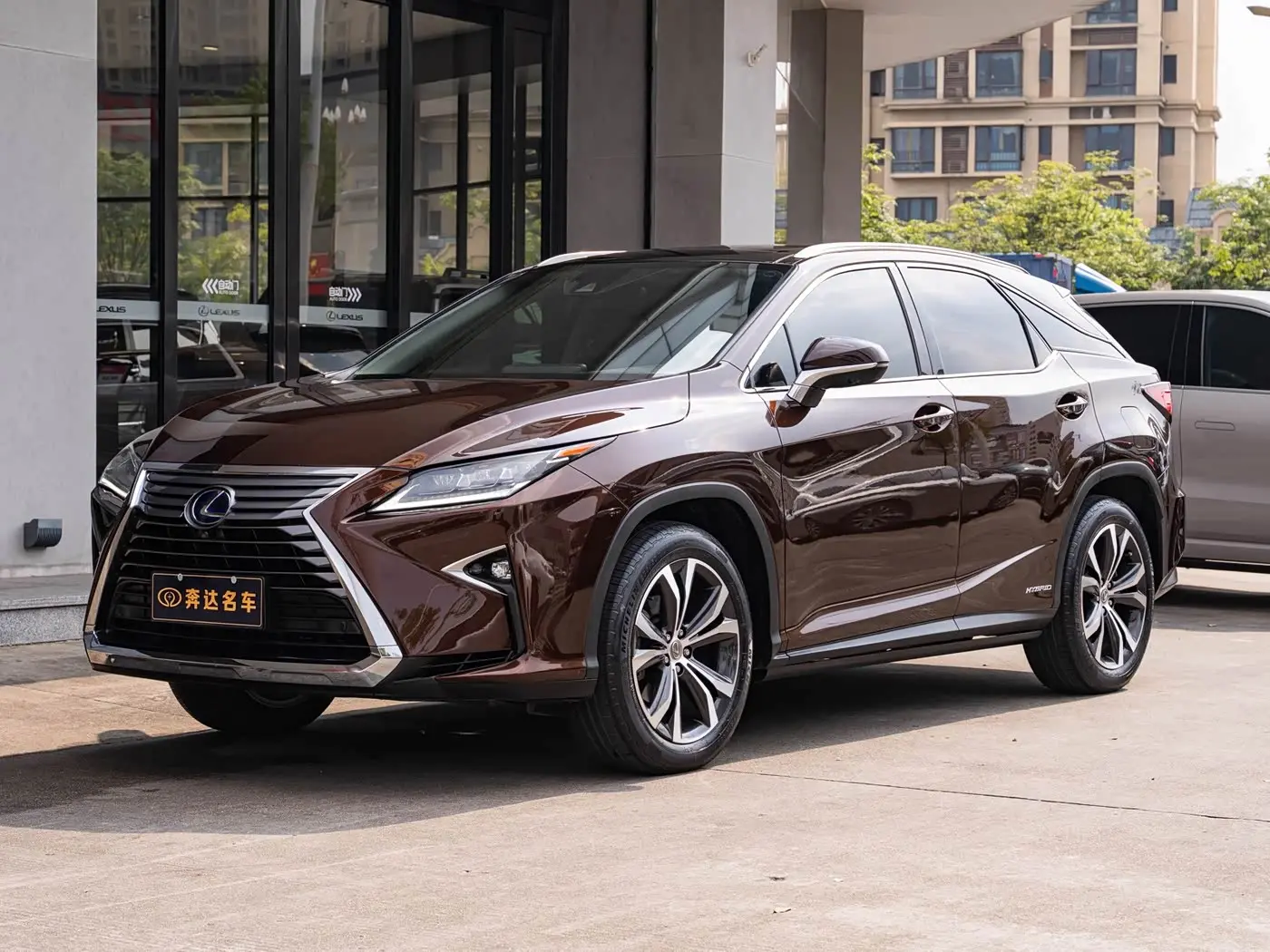 Lexus RX 2016 — Photo 1/20