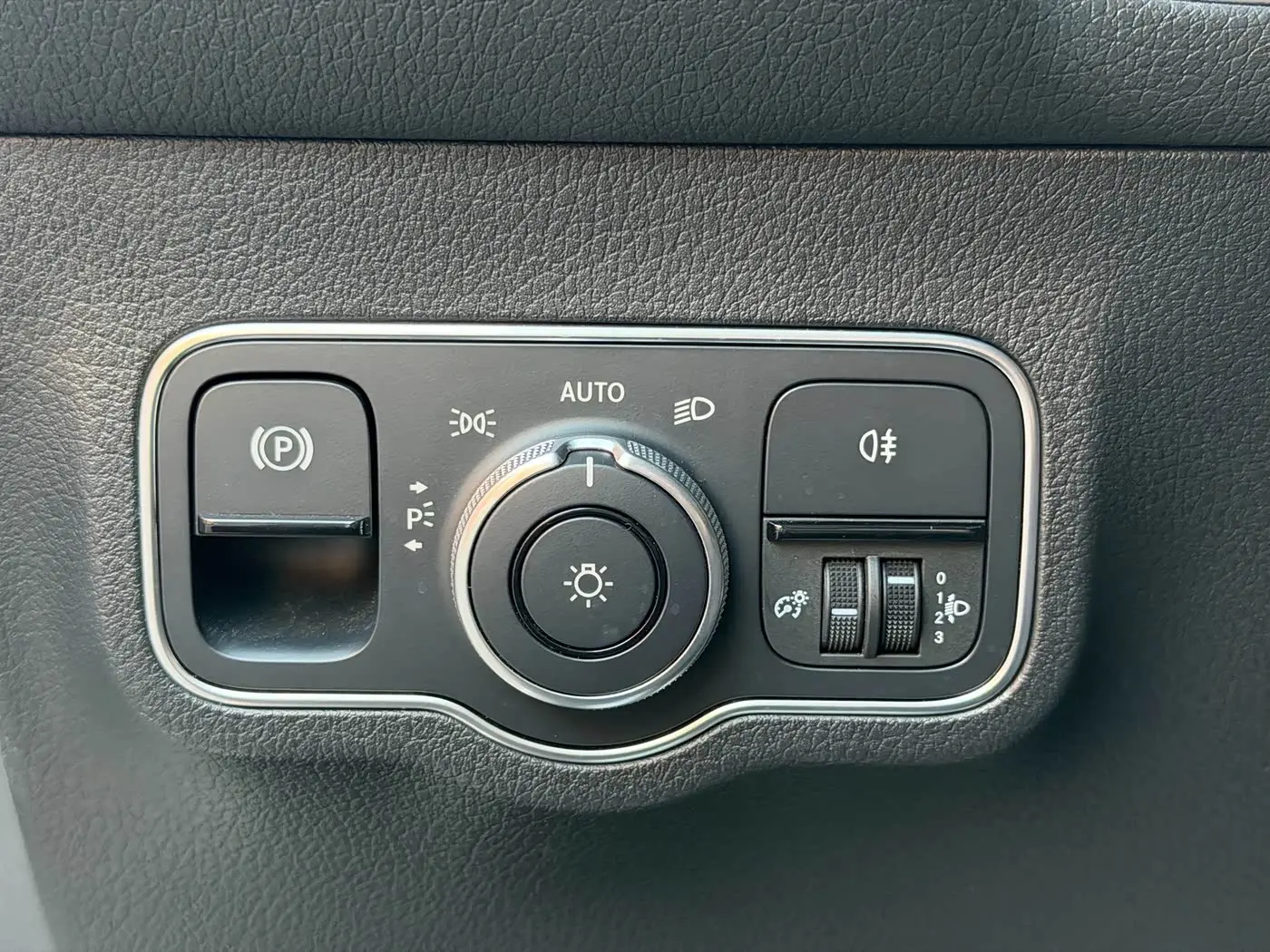 Mercedes-Benz GLB 2022 — Şəkil 18/20
