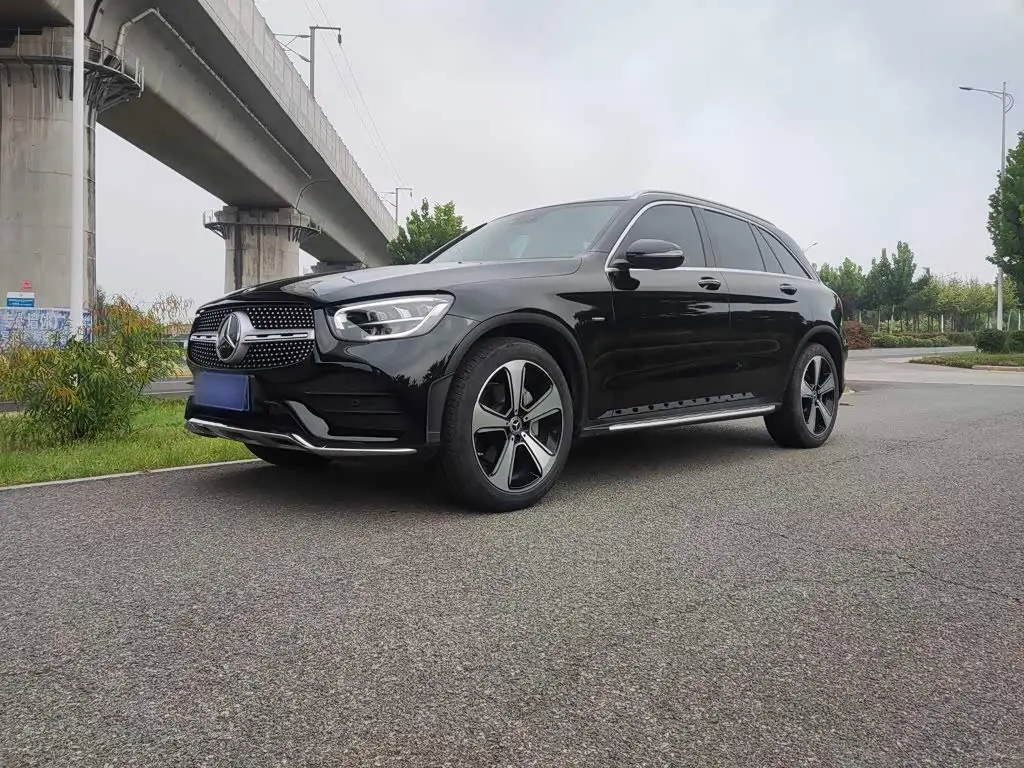 Mercedes-Benz GLC 2023 — Photo 2/20