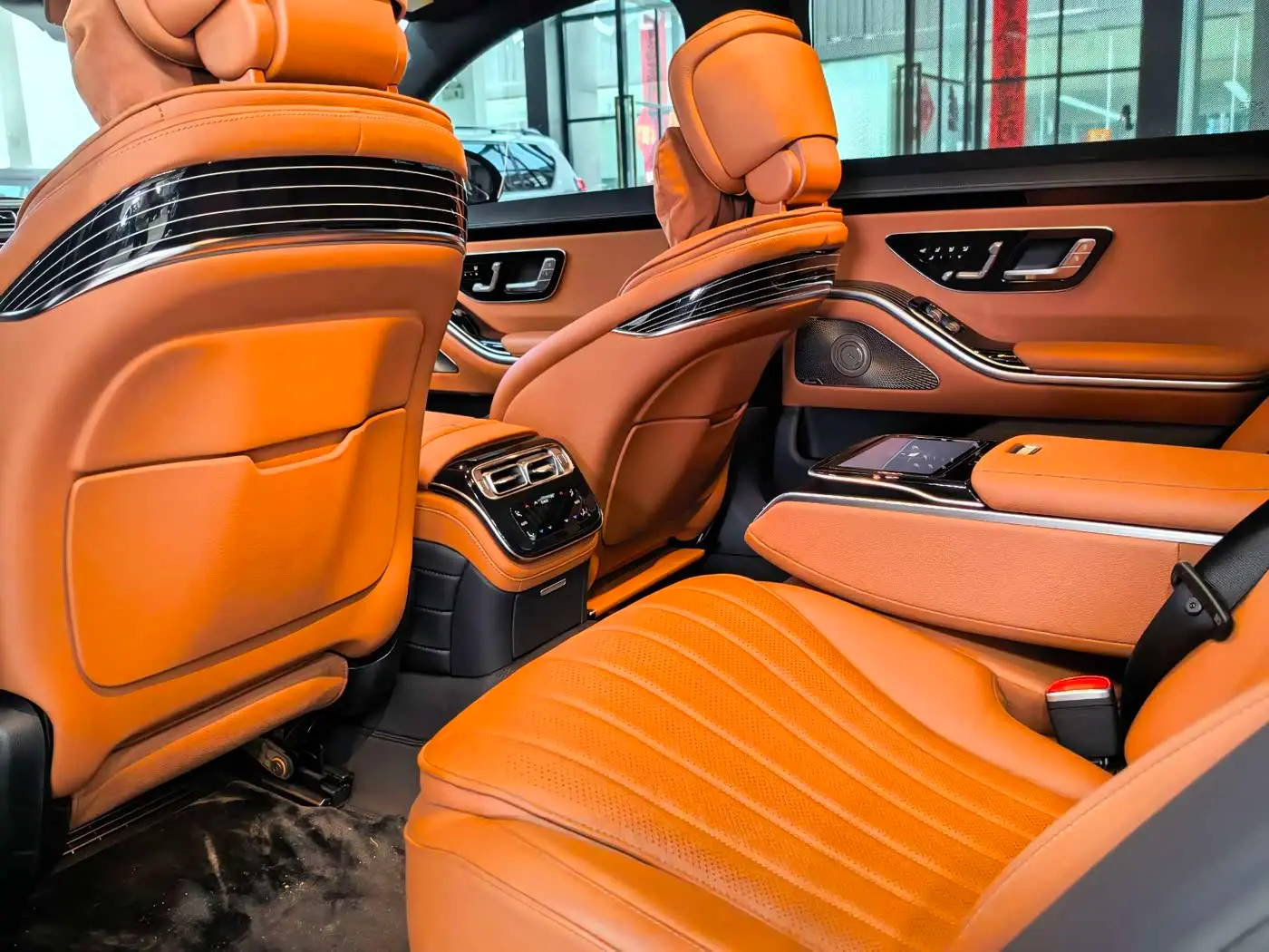 Mercedes-Benz S-Class 2023 — Фото 9/17