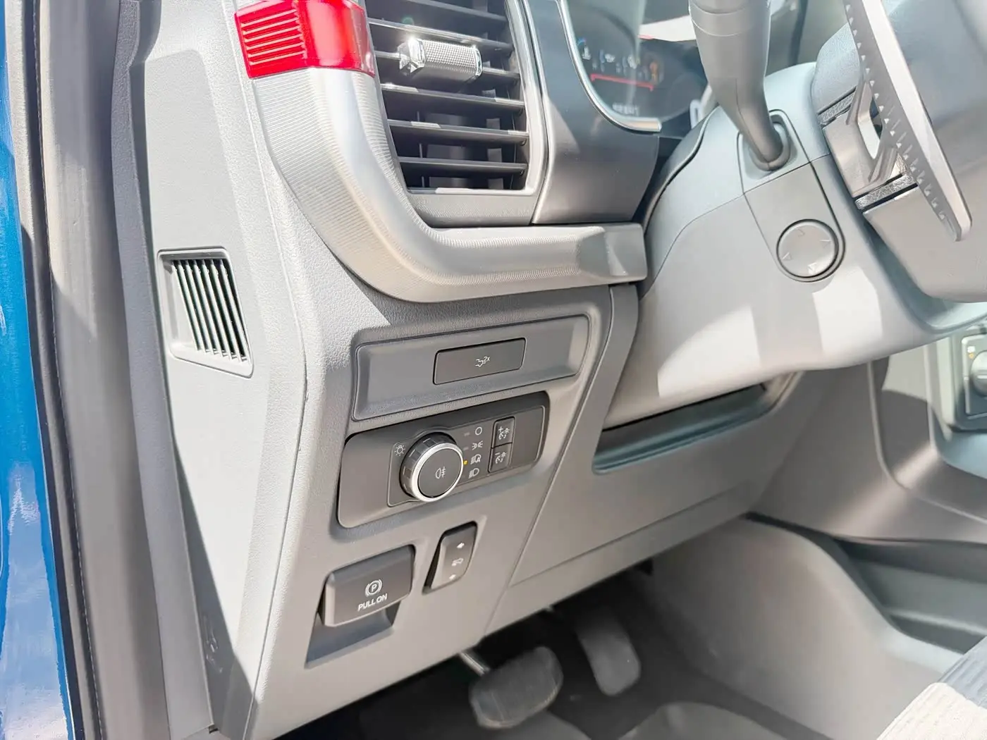 Ford F-150 Raptor 2023 — Фото 6/20