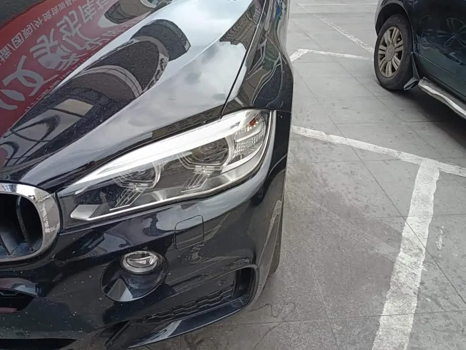BMW X6 2018 — Photo 5/16