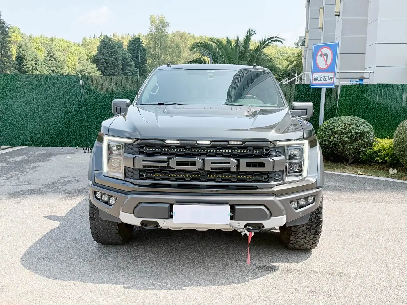 Ford F-150 Raptor 2023 — Фото 2/20