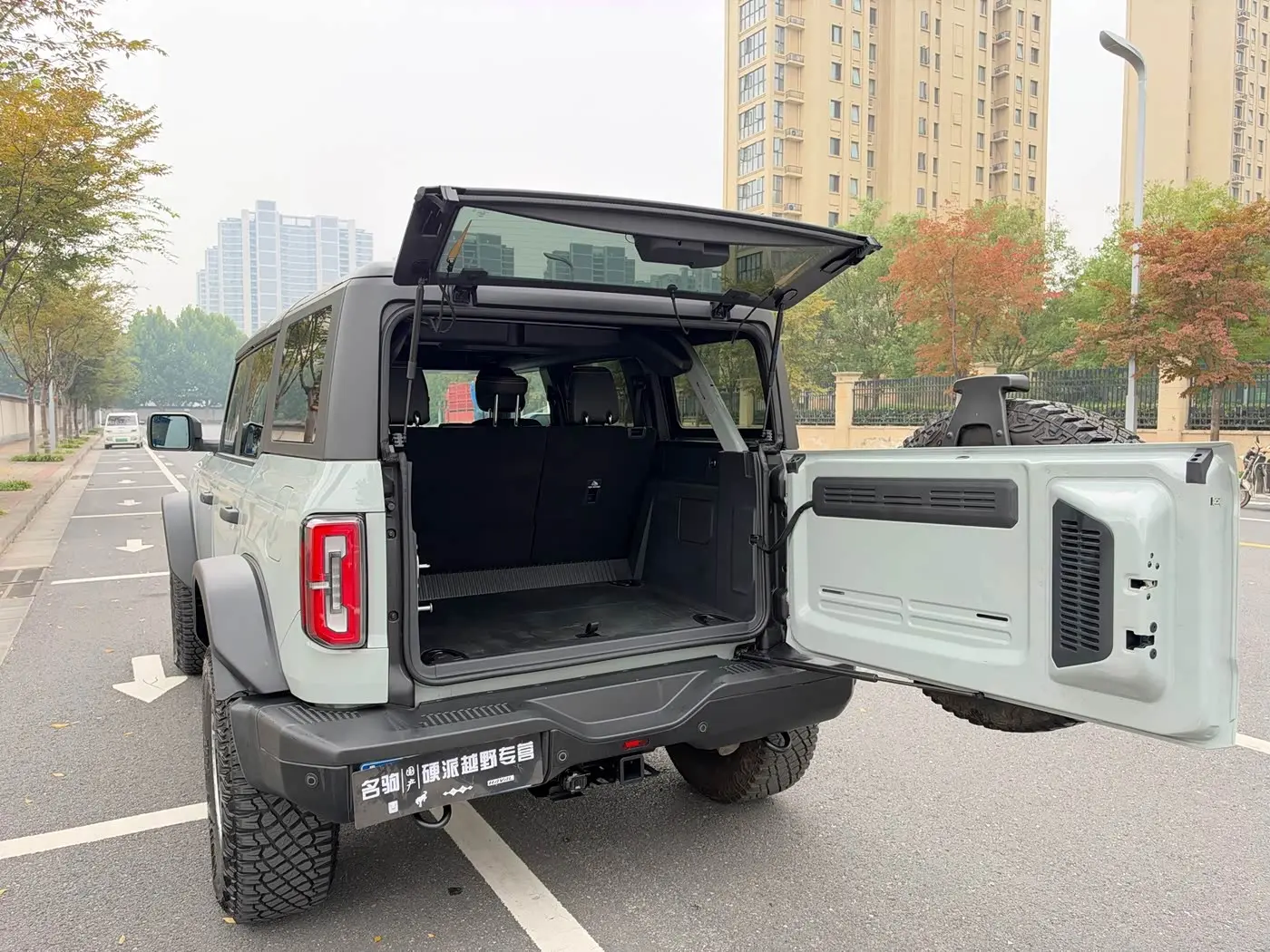 Ford Bronco 2025 — Photo 9/17