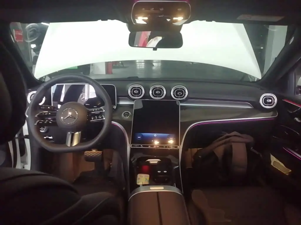 Mercedes-Benz C-Class 2025 — Şəkil 9/19