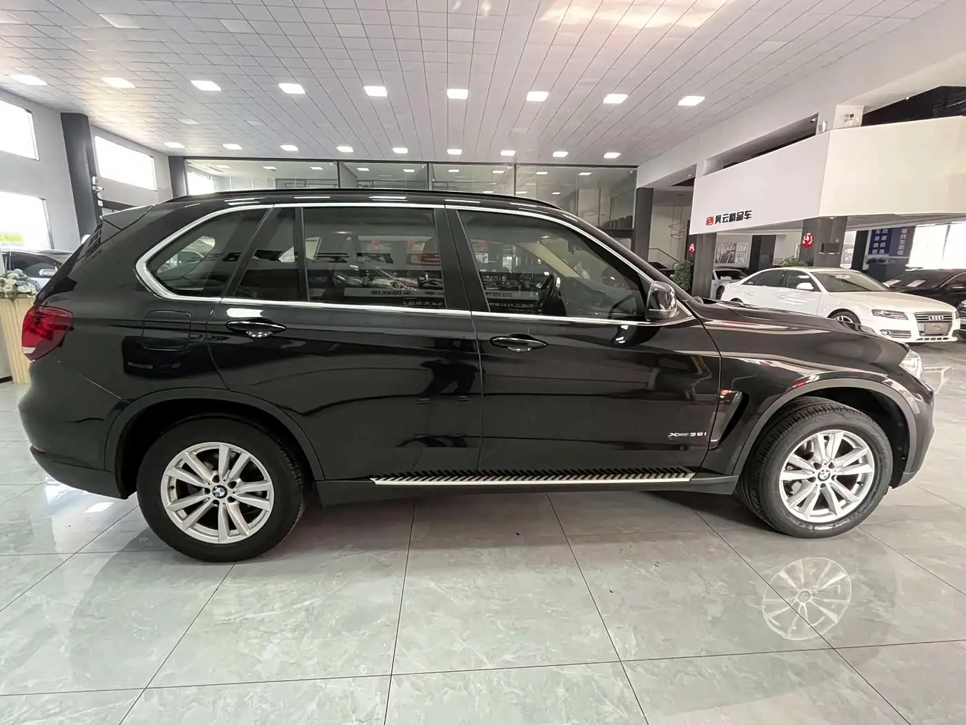 BMW X5 2015 — Photo 6/18
