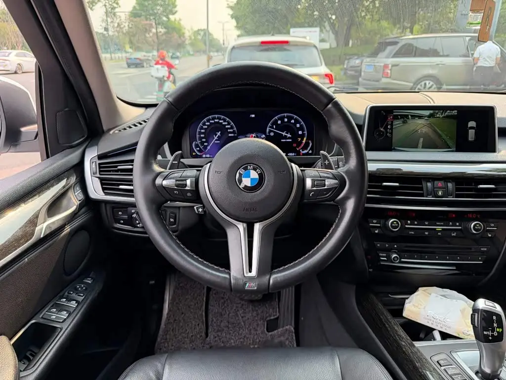 BMW X5 2014 — Фото 14/14