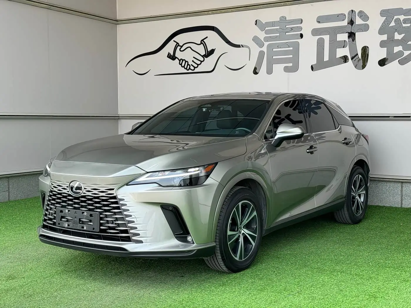 Lexus RX, 2025