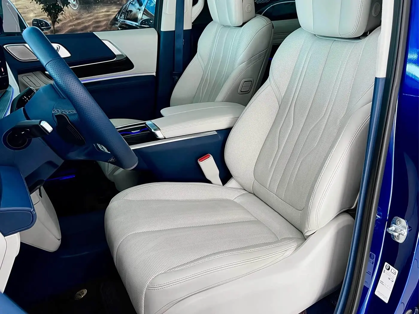 Buick Century 2024 — Photo 6/16