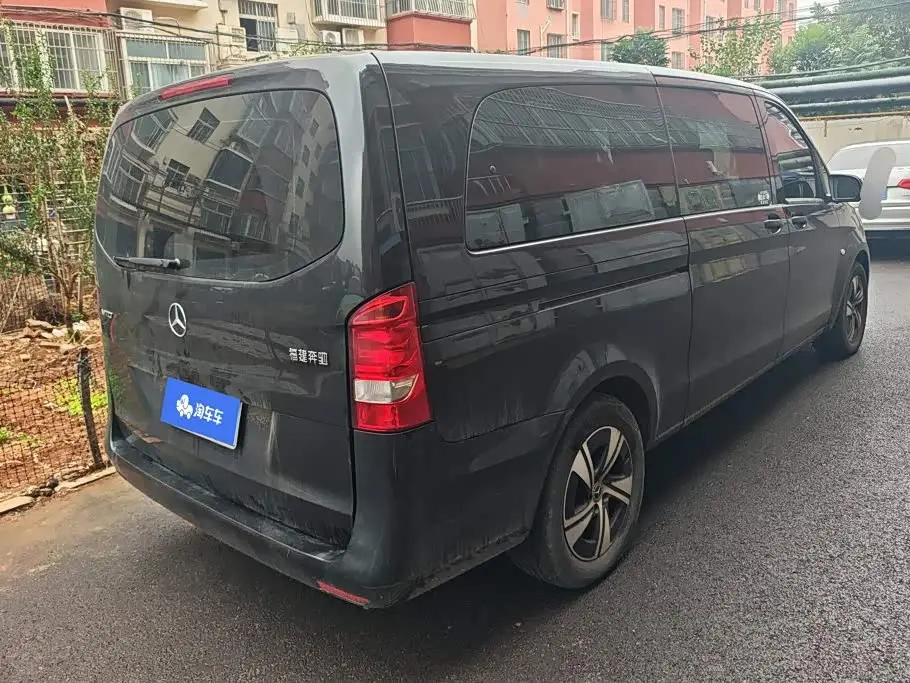 Mercedes-Benz Vito 2024 — Photo 3/16