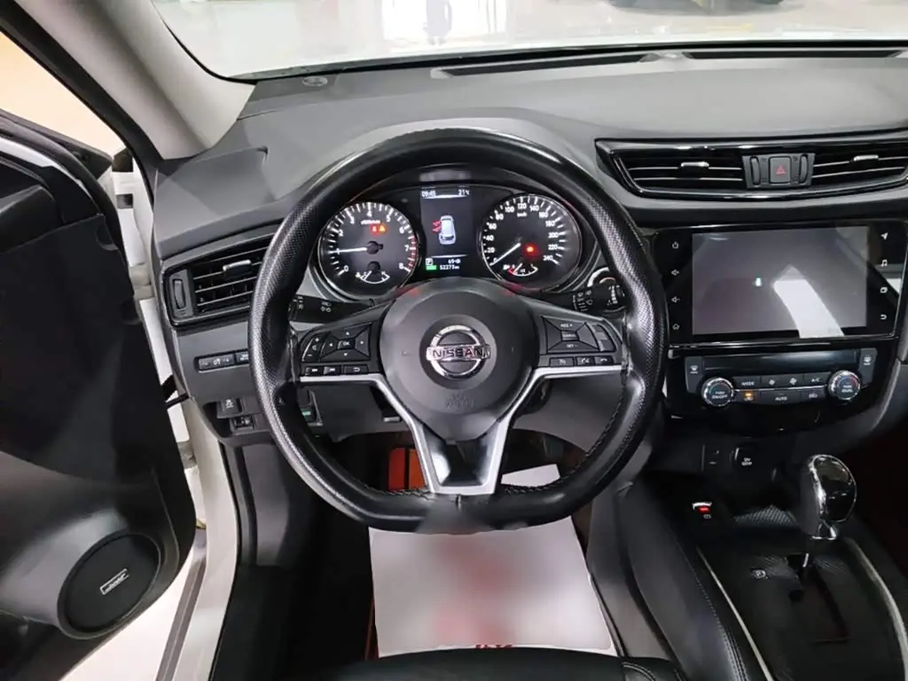 Nissan X-Trail 2023 — Photo 10/19