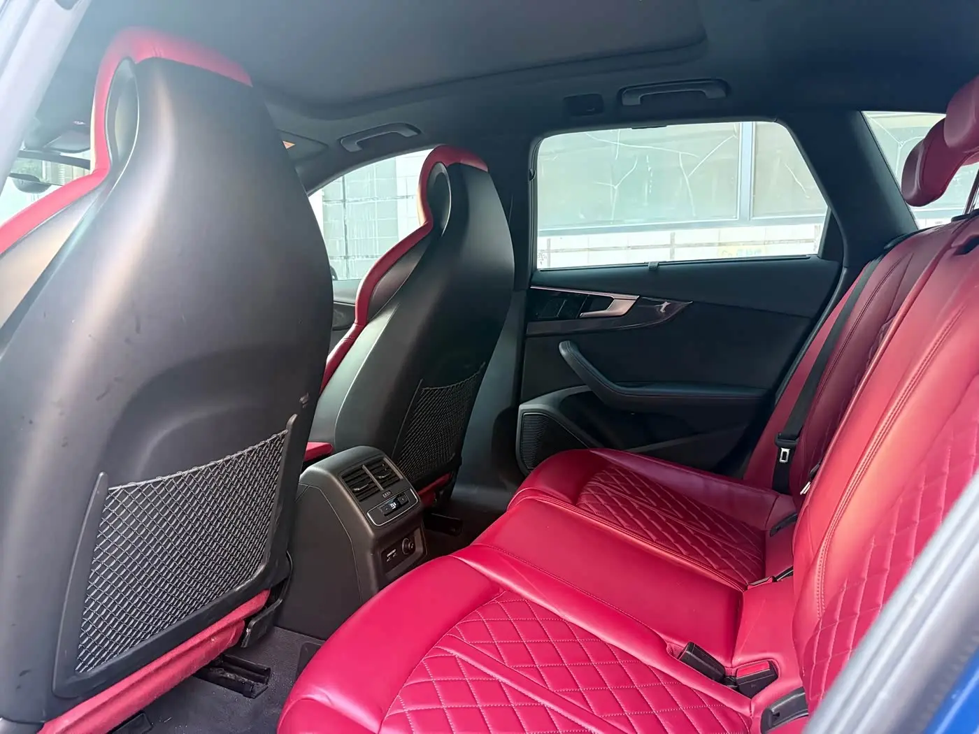 Audi S4 2023 — Photo 11/17
