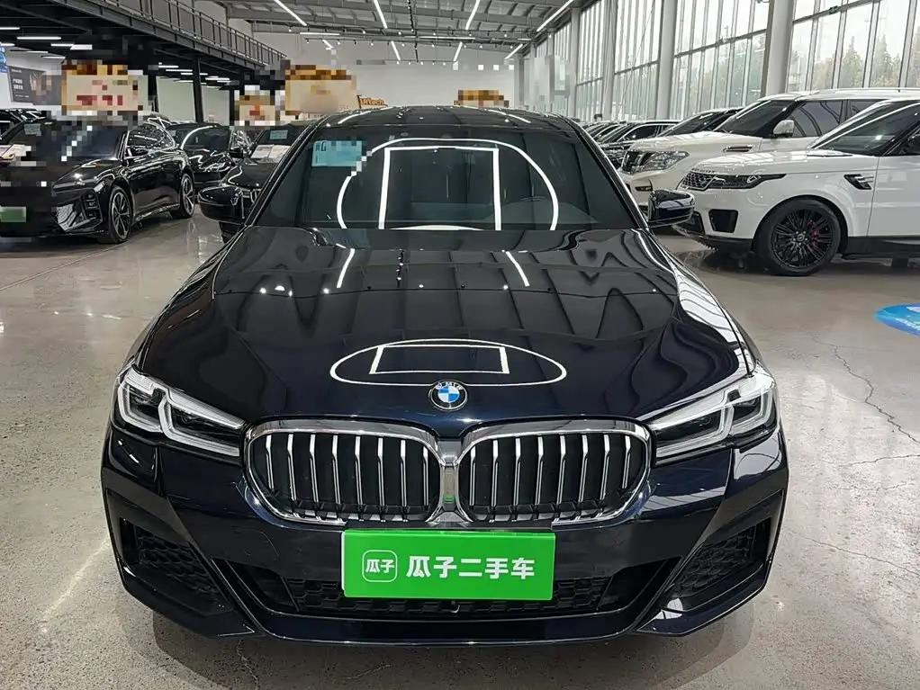 BMW 5 Series 2024 — Photo 7/19