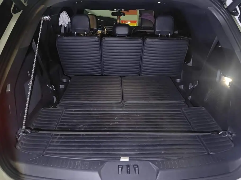 Ford Explorer 2020 — Şəkil 4/16