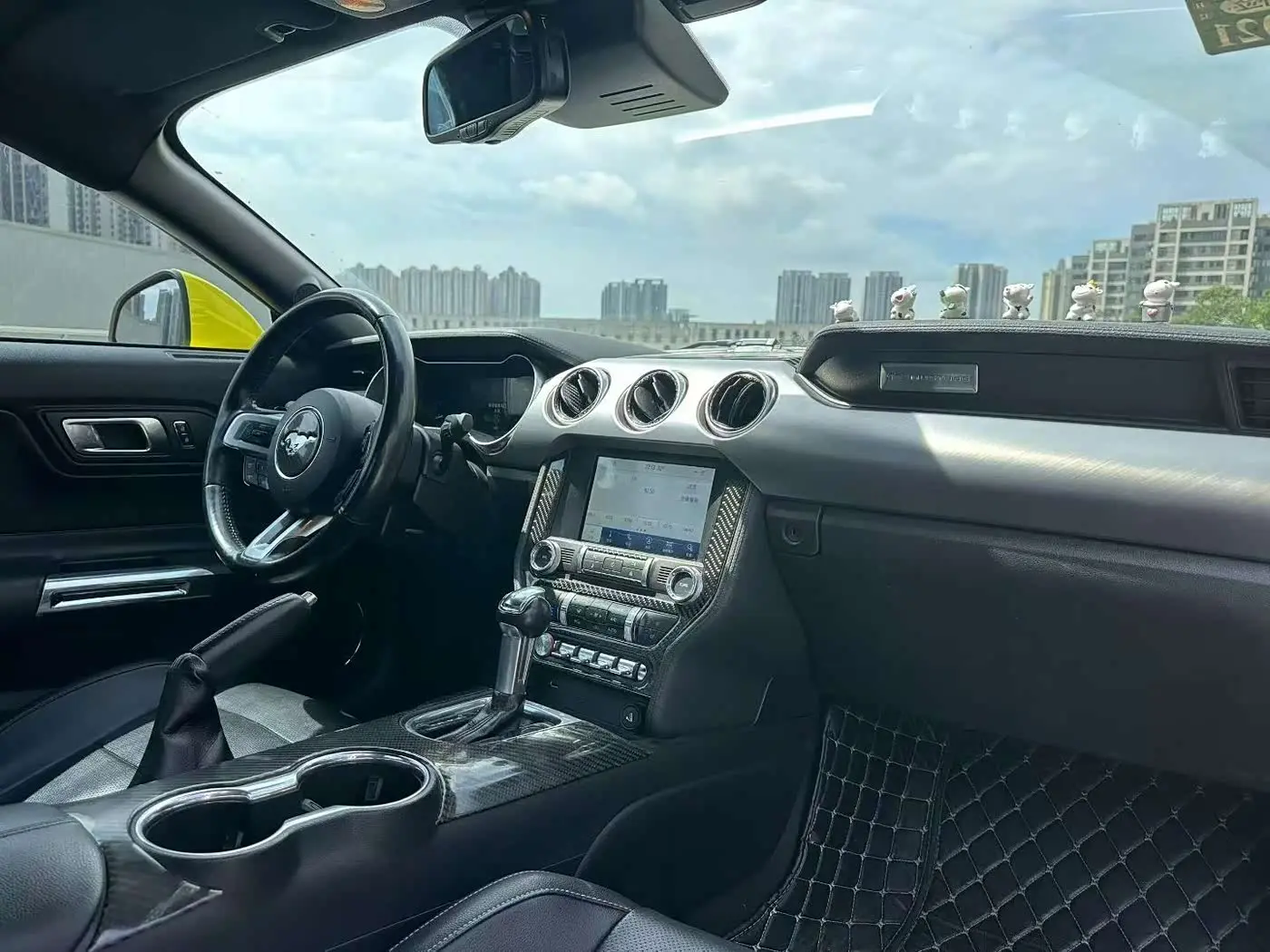 Ford Mustang 2018 — Şəkil 6/9