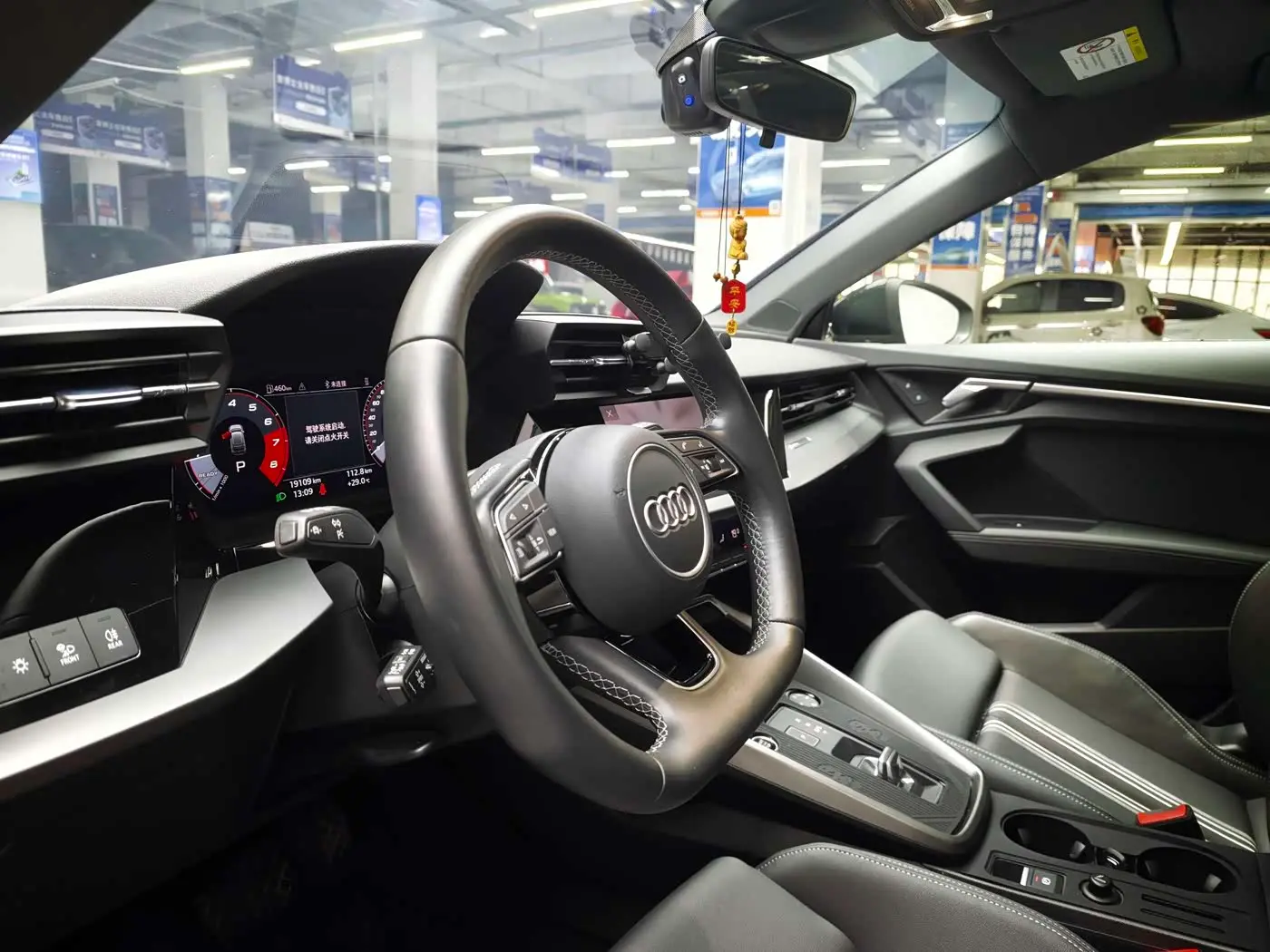 Audi A3 2023 — Photo 8/12