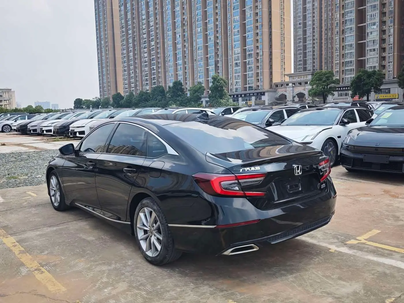 Honda Accord 2022 — Photo 10/10