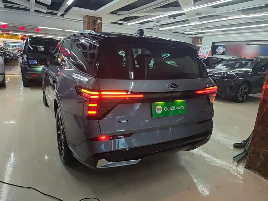Ford Edge 2025 — ფოტო 5/20