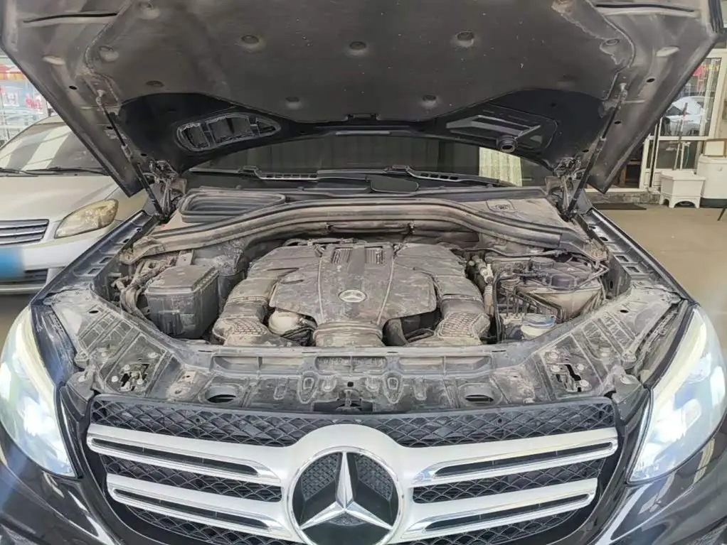 Mercedes-Benz GLE 2018 — Фото 20/20