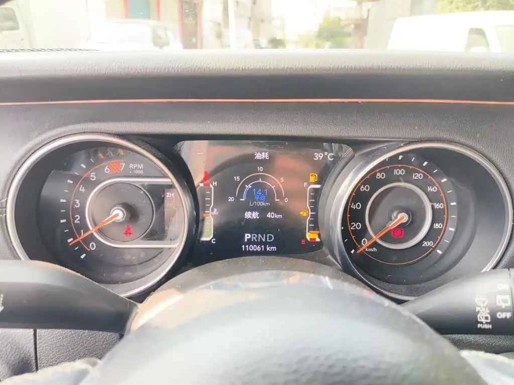 Jeep Wrangler 2021 — Фото 15/15