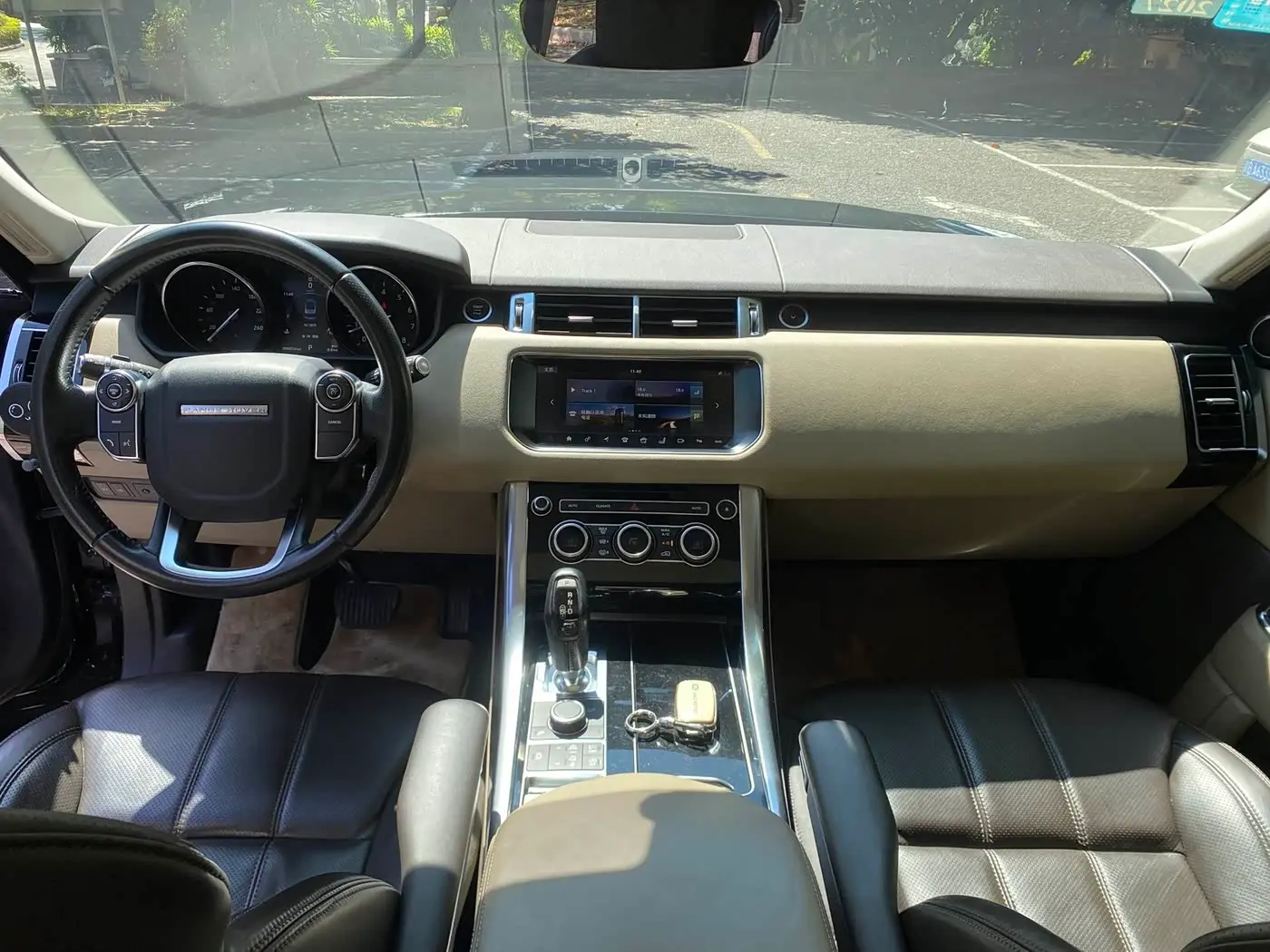 Land Rover Range Rover Sport 2017 — Photo 5/13