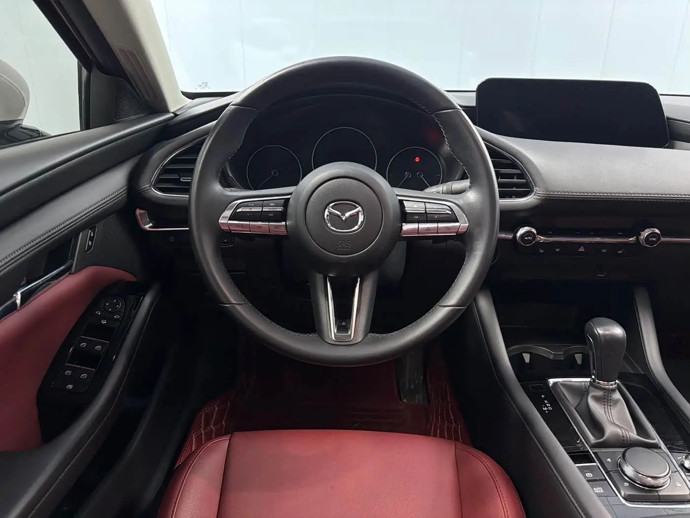 Mazda Mazda3 Axela 2023 — Photo 7/10