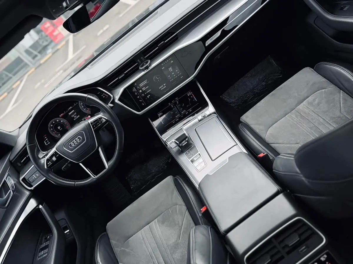 Audi A6L 2024 — Photo 12/13