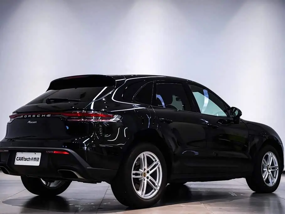 Porsche Macan 2025 — Photo 9/20