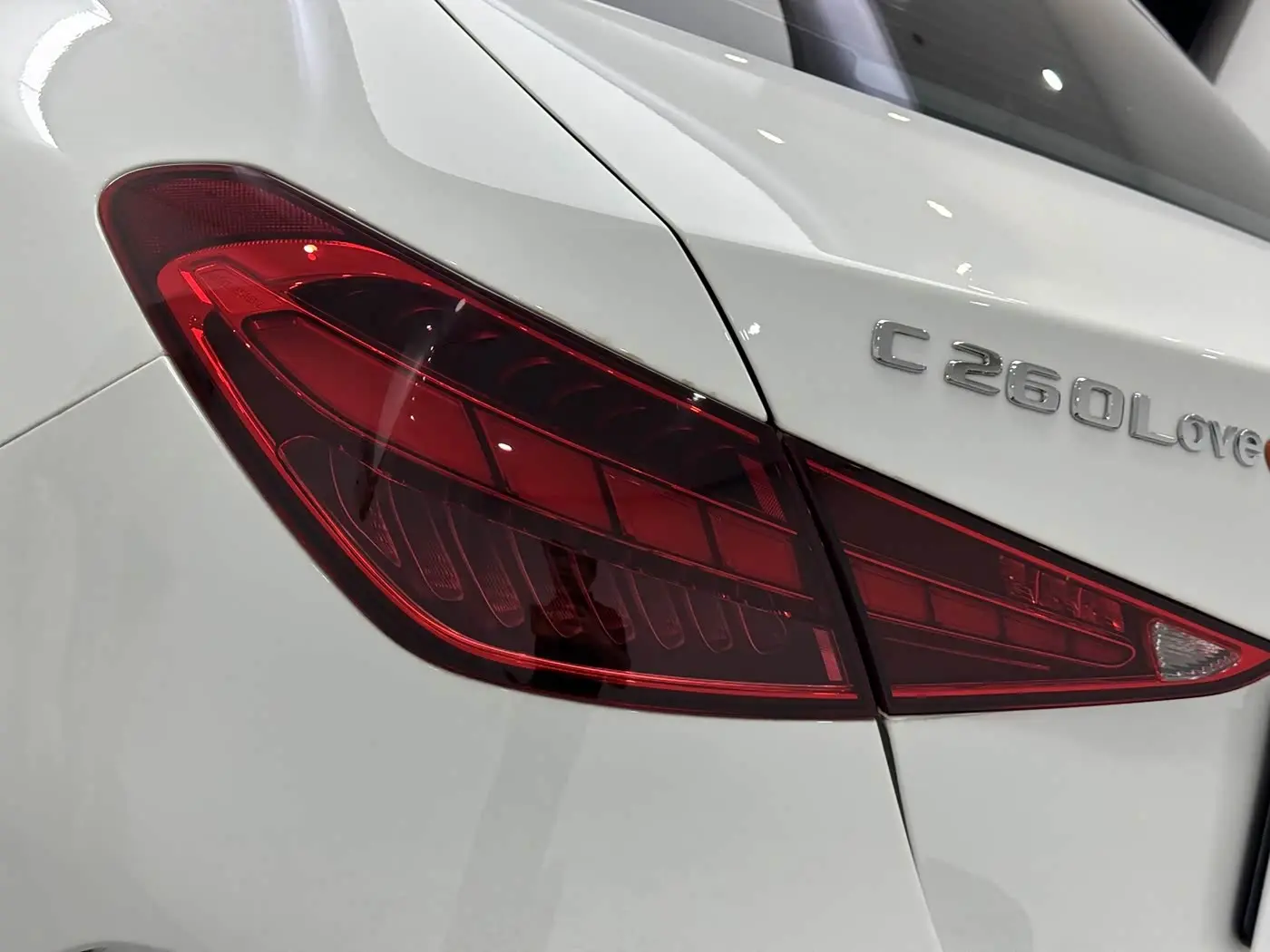 Mercedes-Benz C-Class 2024 — Photo 20/20
