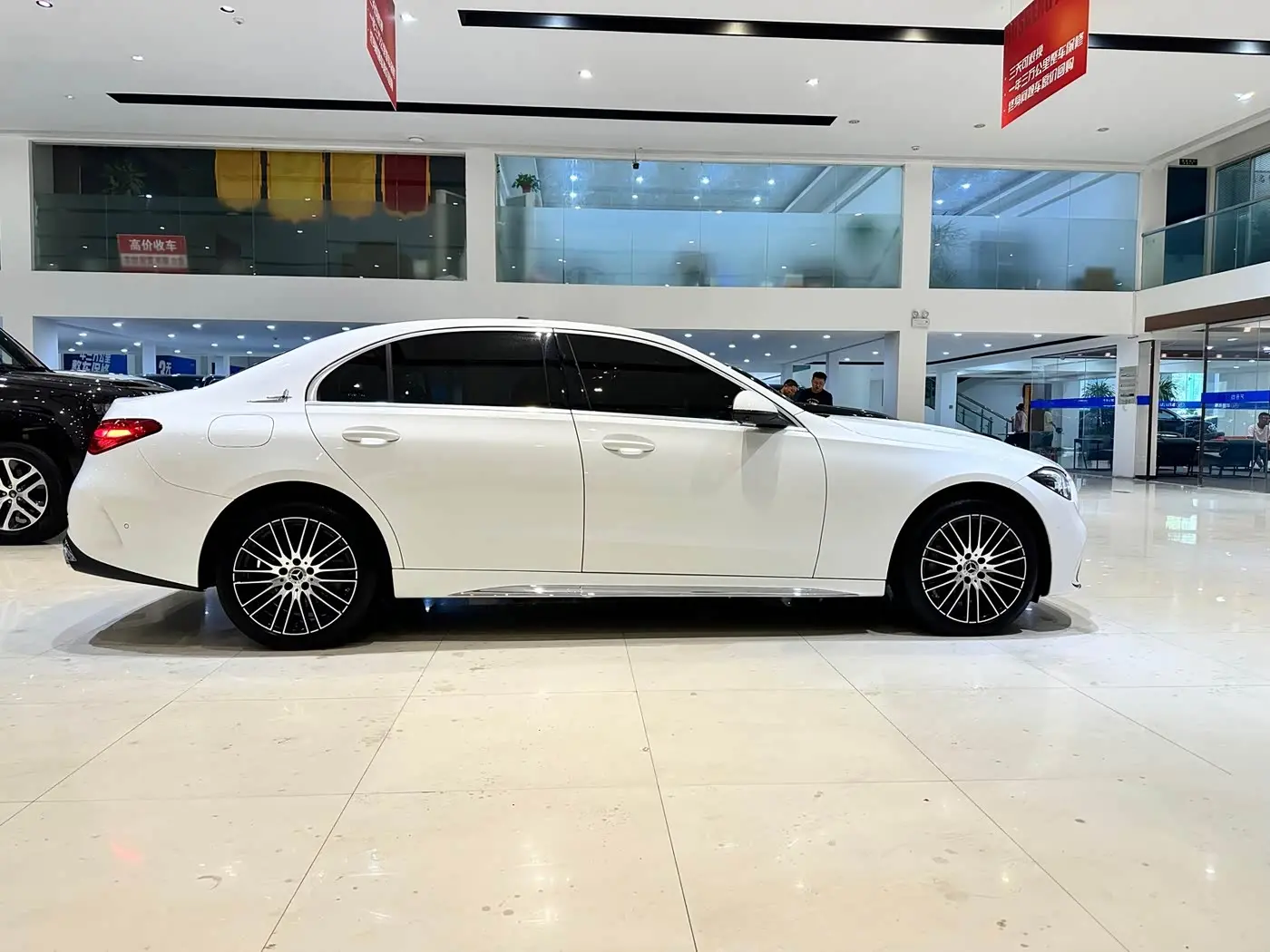 Mercedes-Benz C-Class 2025 — Фото 4/20