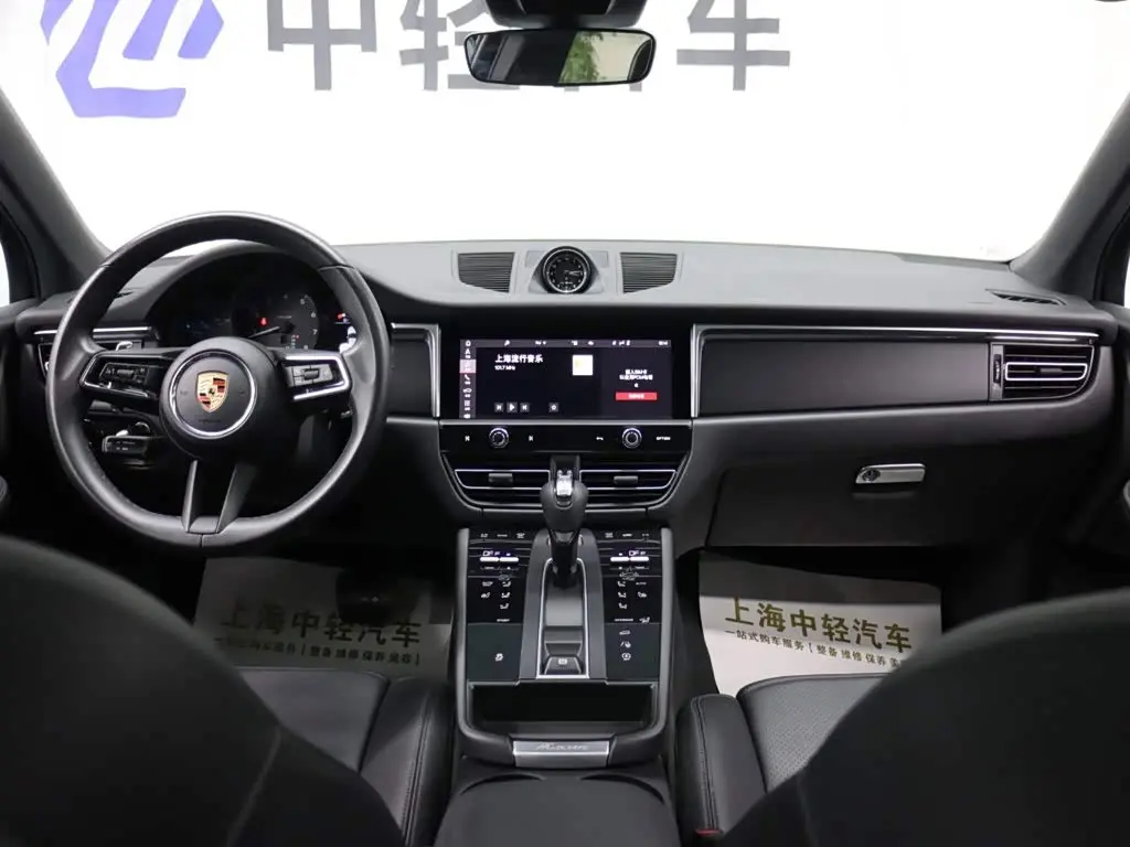 Porsche Macan 2023 — Photo 13/20