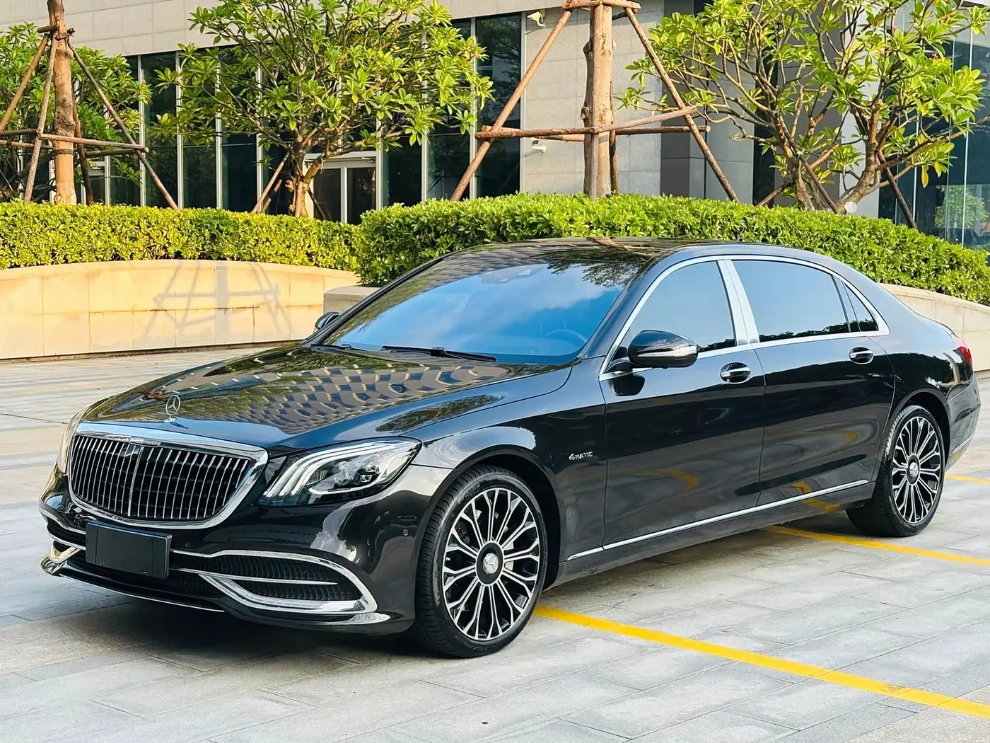 Mercedes-Benz Maybach S-Class 2020 — Фото 1/18
