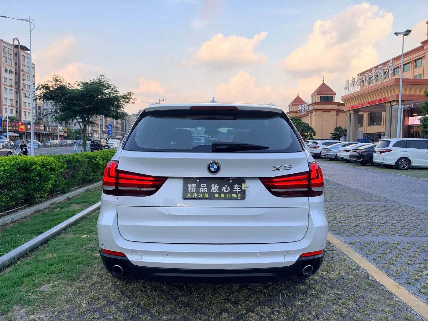 BMW X5 2015 — Photo 5/19