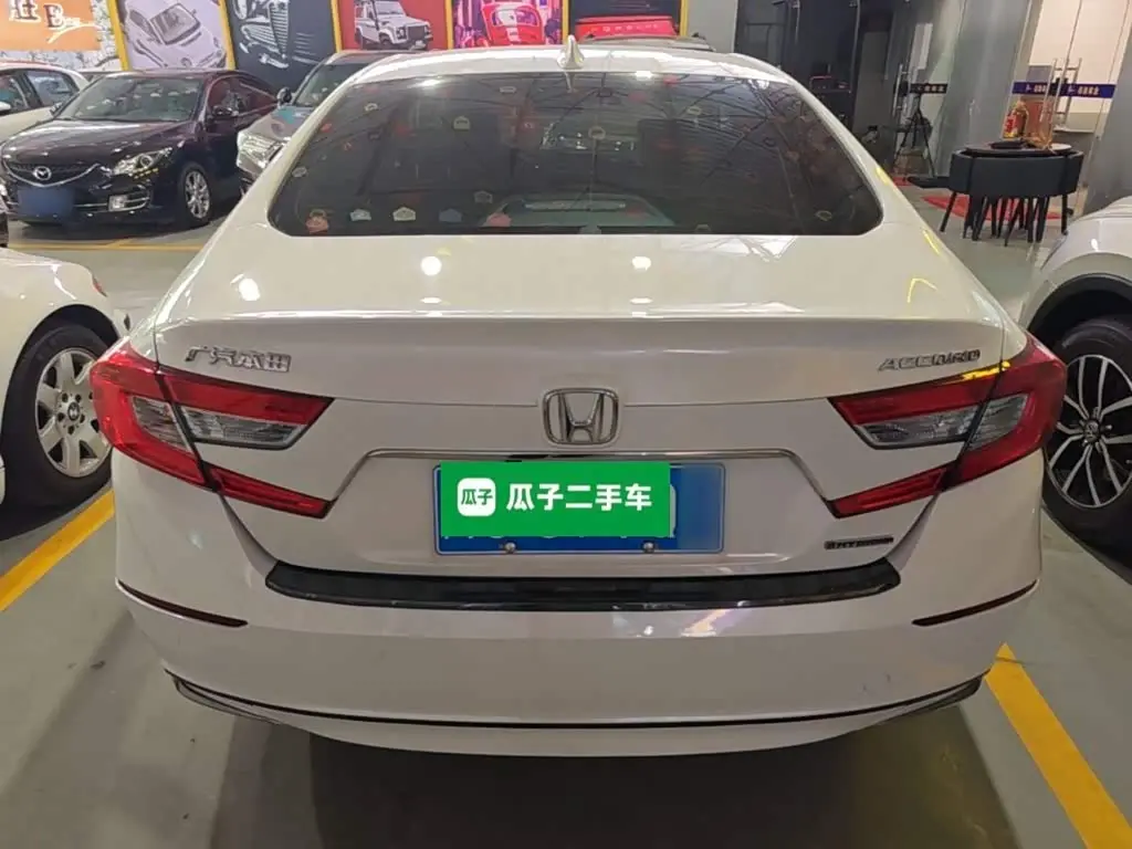 Honda Accord 2020 — Photo 6/20