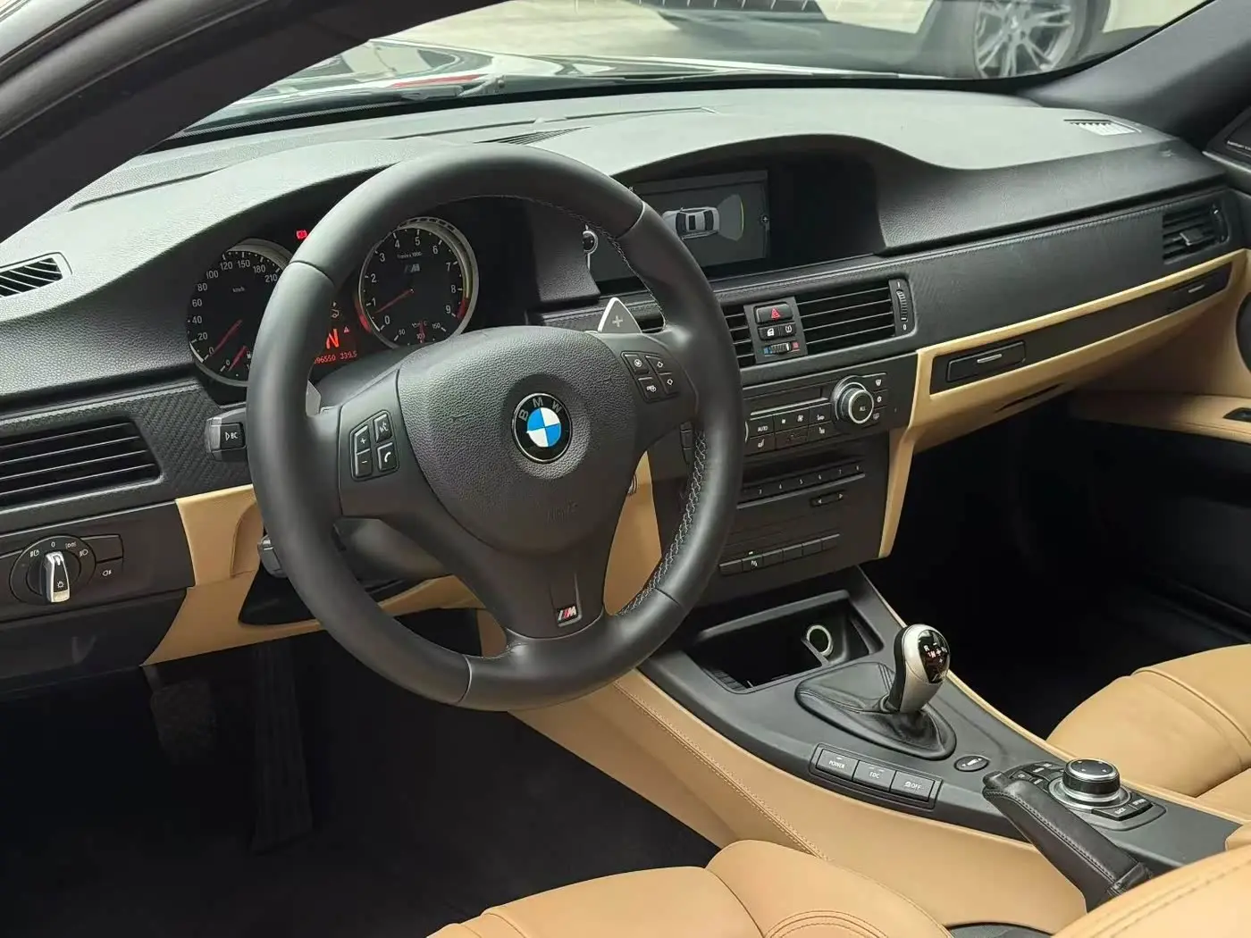 BMW M3 2012 — Фото 3/9