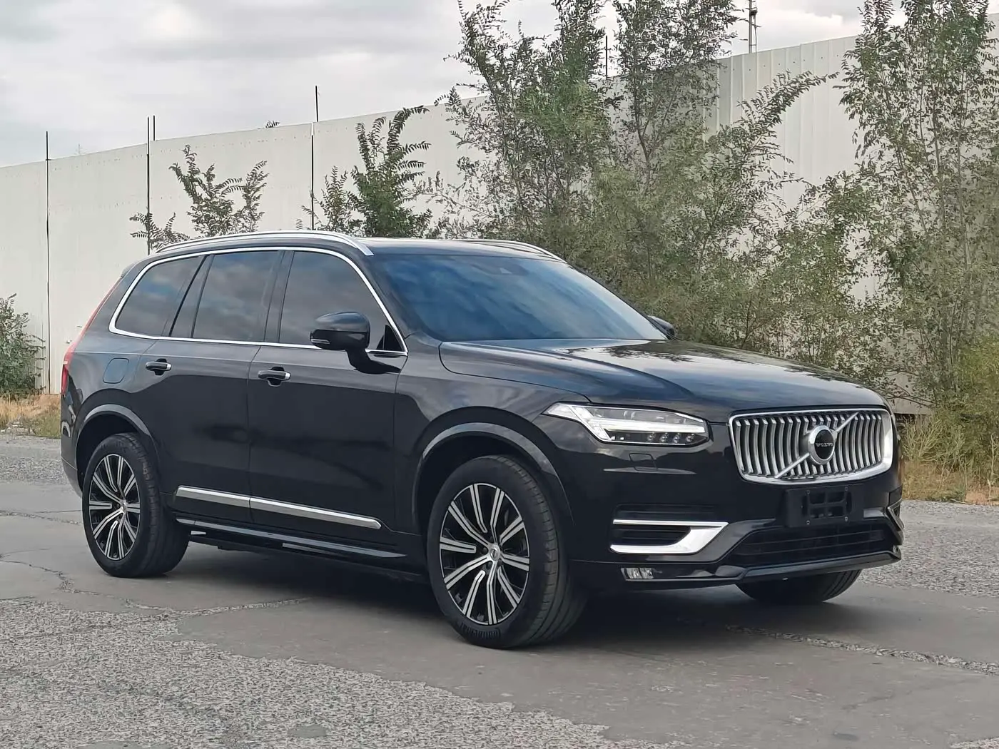 Volvo XC90 2021 — Фото 3/9