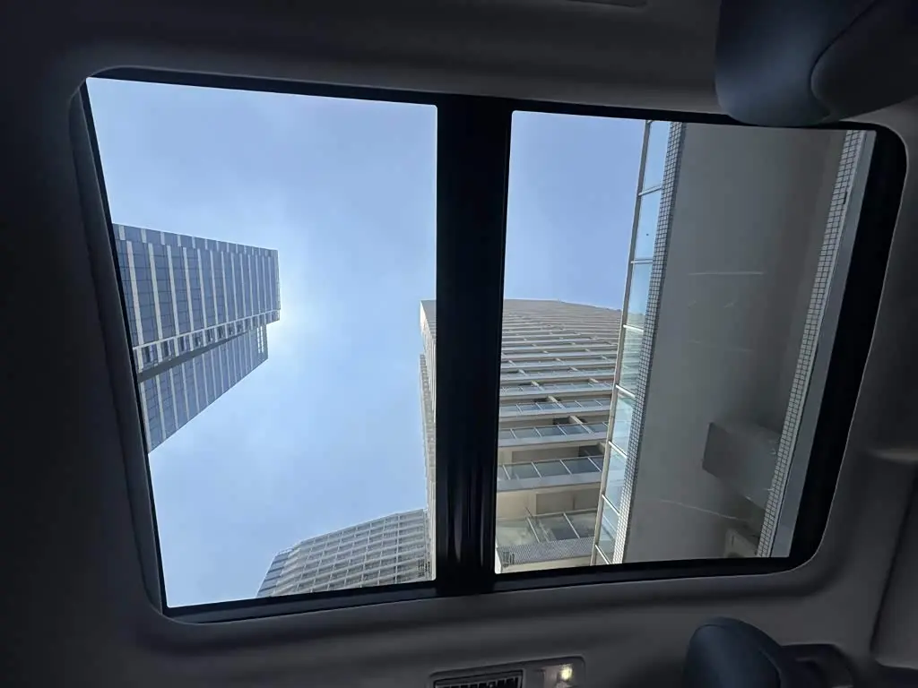 Toyota Highlander 2022 — Photo 13/14