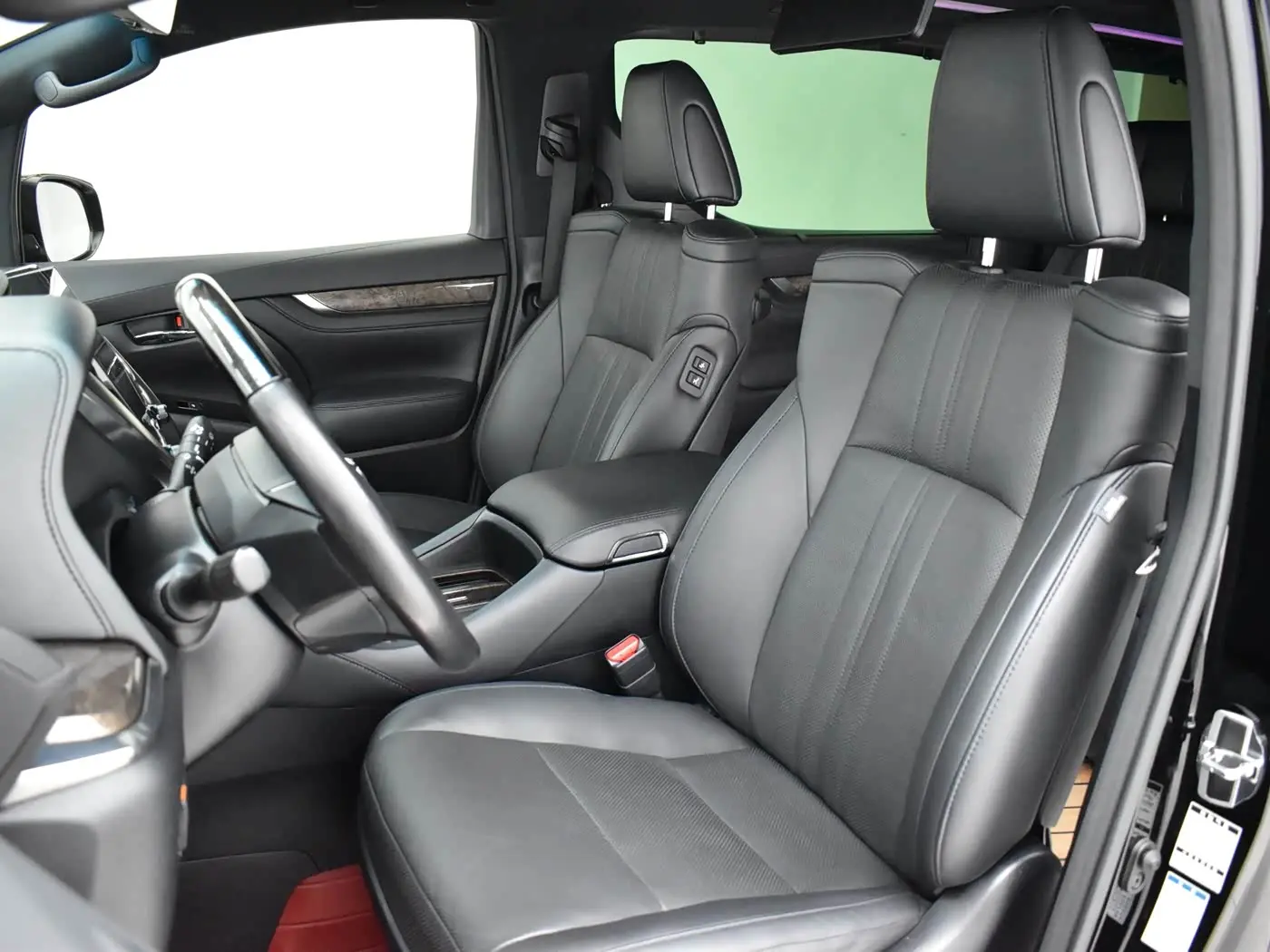 Toyota Vellfire 2020 — Фото 7/20