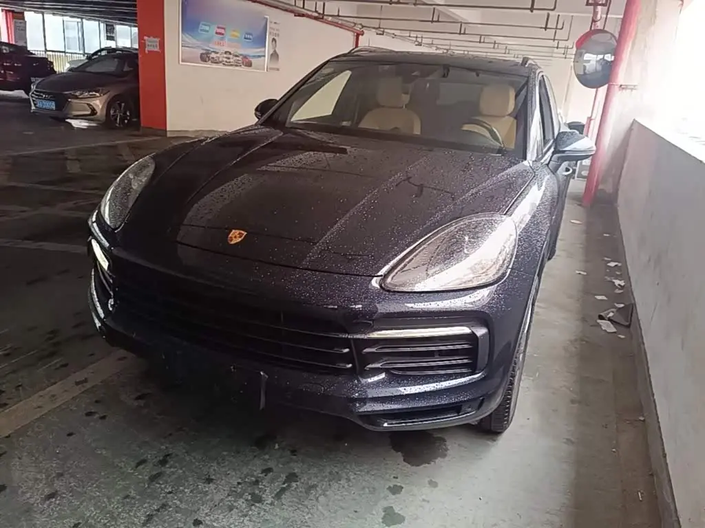 Porsche Cayenne 2018 — Фото 2/20