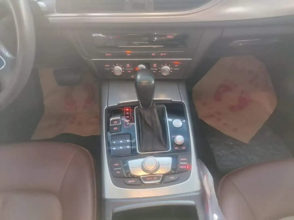 Audi A6L 2017 — Photo 14/20