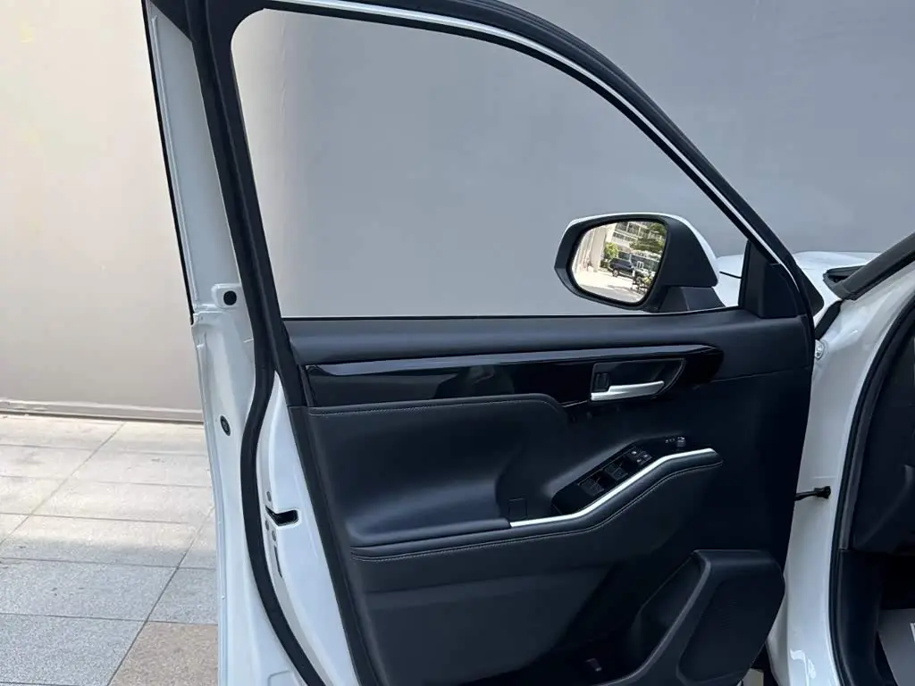 Toyota Highlander 2022 — Photo 12/14