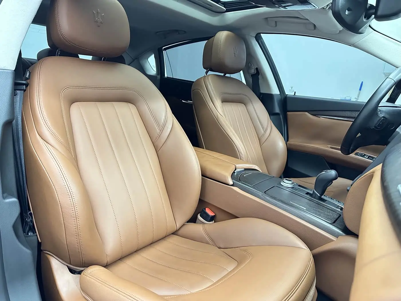 Maserati Quattroporte 2017 — Фото 16/20