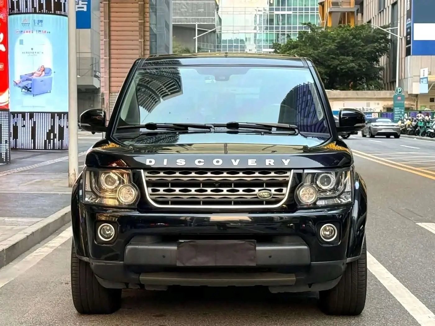 Land Rover Discovery 2009 — Фото 2/20